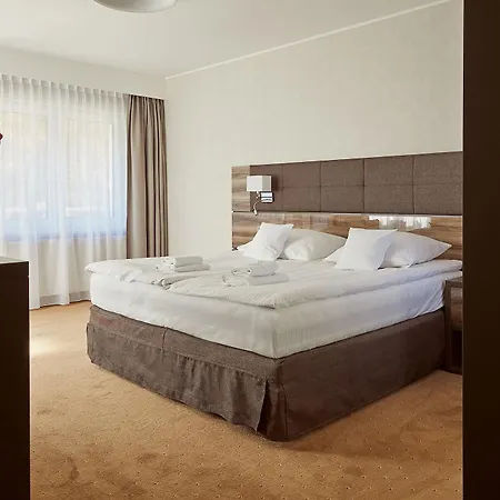 Eva Hotel 2*