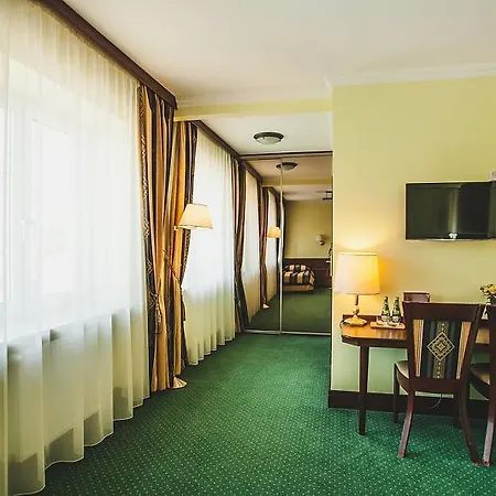 Eva Hotel